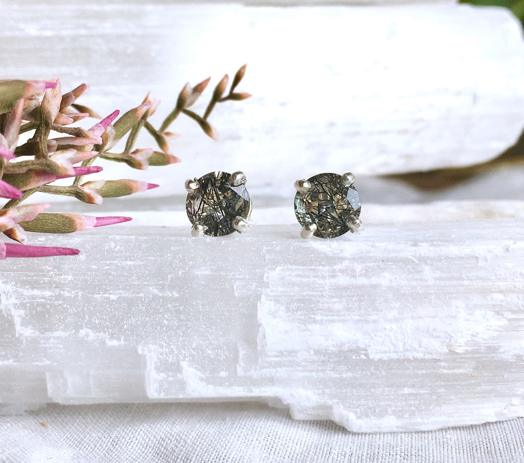 BLACK RUTILATED QUARTZ STUDS